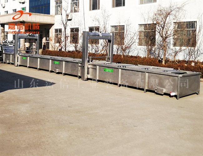 凍(dong)魚(yú)盤解(jie)凍(dong)清洗機(jī)(ji) 刀(dao)魚(yú)(yu)段鑵(guan)頭成(cheng)套(tao)流水(shui)線(xian)設(shè)(she)備